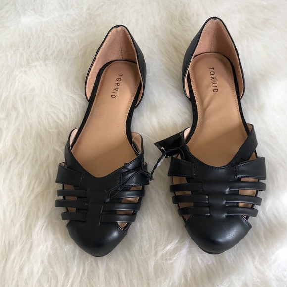 torrid Shoes - Torrid Dorsay Almond Flats | Size 9